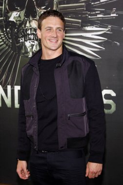 Ryan Lochte, 15 Ağustos 2012 'de Hollywood, ABD' deki Grauman 'ın Çin Tiyatrosu' nda düzenlenen 