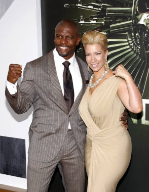 Rebecca Crews ve Terry Crews, 15 Ağustos 2012 'de ABD' nin Hollywood şehrindeki Grauman 's Chinese Theatre' da düzenlenen 