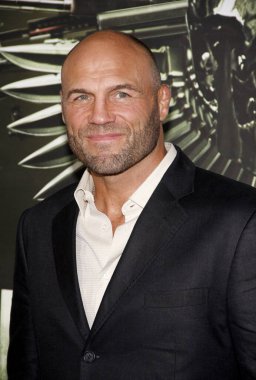 Randy Couture, 15 Ağustos 2012 'de Hollywood, ABD' deki Grauman 'ın Çin Tiyatrosu' nda düzenlenen 