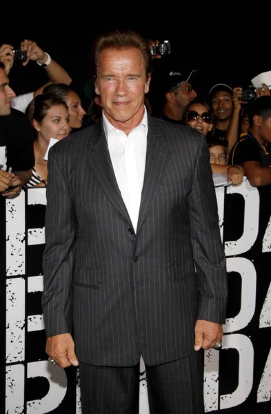 Arnold Schwarzenegger Los Angeles Première Van Expendables Het Grauman Chinese — Stockfoto