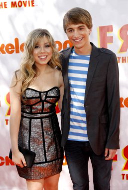 Jennette McCurdy ve Lucas Cruikshank 