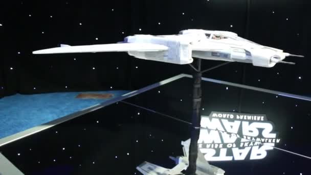 Величезна Виставка Wing Fighter Світовій Прем Єрі Disney Star Wars — стокове відео