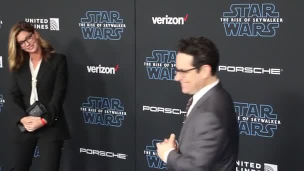 Abramsová Katie Mcgrathová Světové Premiéře Disneyho Hvězdných Válek Vzestup Skywalkera — Stock video