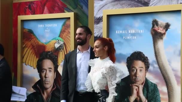 Becky Lynch Seth Rollins Los Angeles Premiere Dolittle Held Regency — Vídeo de Stock