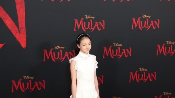 Crystal Rao World Premiere Disney Mulan Held Dolby Theatre Hollywood — стоковое видео