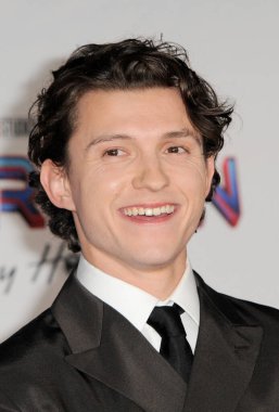 Tom Holland, 13 Aralık 2021 'de ABD' nin Los Angeles kentindeki Regency Village Theatre 'da düzenlenen' Örümcek Adam: No Way Home 'galasında.
