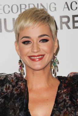 Katy Perry 2019 Musicares kişi Of yıl onurlandıran Dolly Parton, Los Angeles Convention Center Los Angeles, ABD 8 Şubat 2019 düzenlenen..