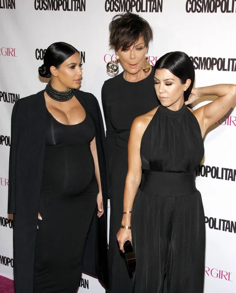 Kris Jenner Kourtney Kardashian和Kim Kardashian出席了2015年10月12日在美国西好莱坞Ysabel举行的 杂志50周年庆典 — 图库照片