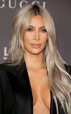 Los Angeles, ABD 'deki LACMA' da 4 Kasım 2017 tarihinde düzenlenen 2017 LACMA Sanat + Film Galasında Kim Kardashian.