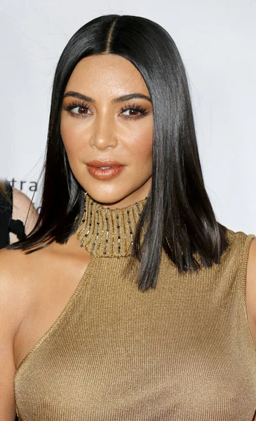 Kim Kardashian West Estreno Los Ángeles Promise Celebrado Tcl Chinese —  Fotos de Stock