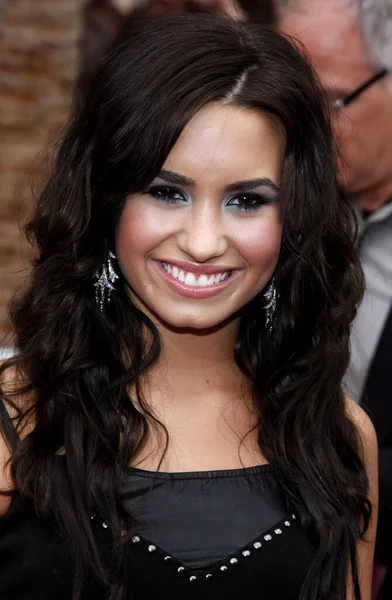 Demi Lovato Estréia Los Angeles Hannah Montana Movie Capitan Theater — Fotografia de Stock