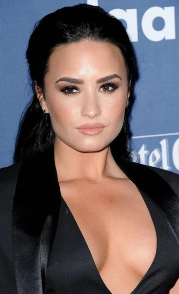 Demi Lovato Bei Den Jährlichen Glaad Media Awards April 2016 — Stockfoto
