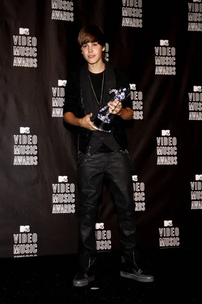 Джастин Бибер Церемонии Mtv Video Music Awards 2010 Проходившей Театре — стоковое фото