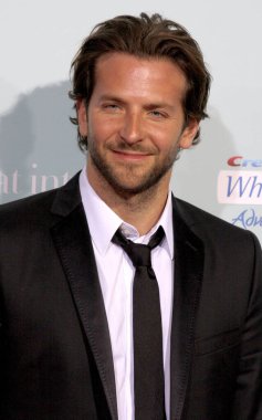 Bradley Cooper, 2 Şubat 2009 'da Hollywood' da Grauman 'ın Çin Tiyatrosu' nda düzenlenen 