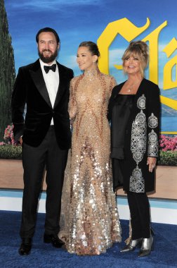 Danny Fujikawa, Kate Hudson ve Goldie Hawn Netflix 'in 