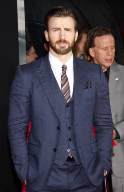 Chris Evans at the Los Angeles premiere of 