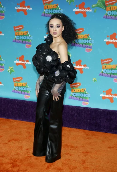 Габриэль Неве Грин Церемонии Вручения Премии Nickelodeon Kids Choice Awards — стоковое фото