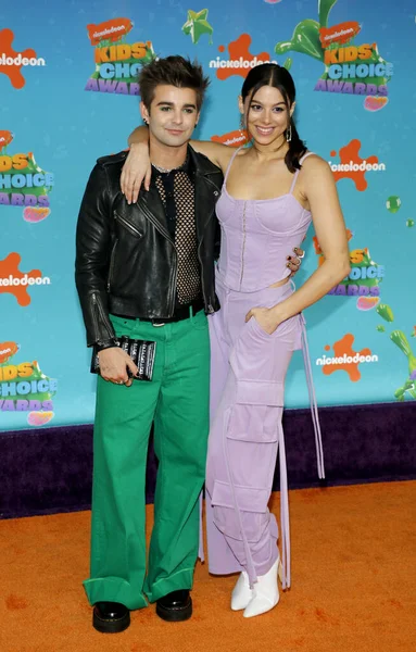 Jack Griffo Kira Kosarin Nickelodeon Kids Choice Awards 2023 Realizado — Fotografia de Stock