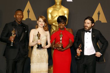 Viola Davis, Casey Affleck, Mahershala Ali ve Emma Stone, 89 yıllık Akademi Ödülleri - basın odası Hollywood ve Highland Center Hollywood, ABD'de 26 Şubat 2017 düzenlenen.