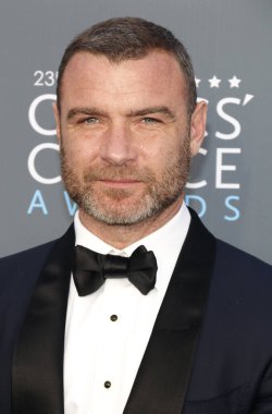 Liev Schreiber, 23 yıllık Critics'Choice Awards Santa Monica, ABD Barker hangarda 11 Ocak 2018 düzenlenen.