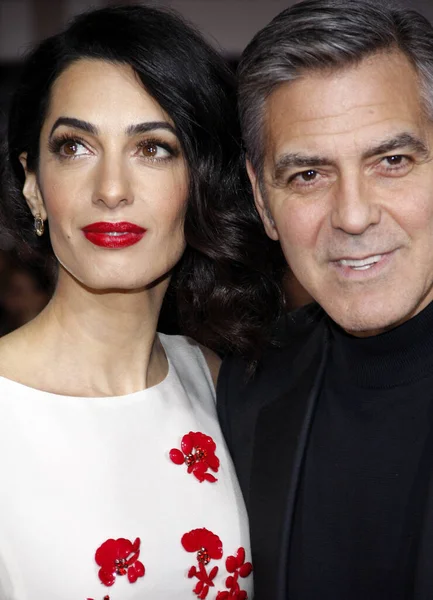 George Clooney Amal Clooney World Premiere Hail Caesar Held Regency — 图库照片