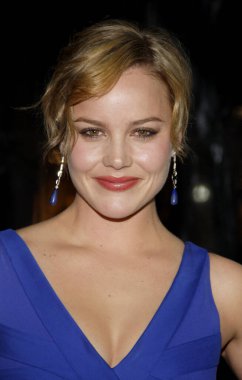 Abbie Cornish, 23 Mart 2011 'de ABD' nin Hollywood kentindeki Grauman 'ın Çin Tiyatrosu' nda düzenlenen 'Sucker Punch' ın Los Angeles galasında.