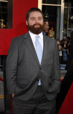 Zach Galifianakis, 19 Mayıs 2011 'de ABD' nin Hollywood kentindeki Grauman 'ın Çin Tiyatrosu' nda düzenlenen 'The Hangover Part II' nin Los Angeles galasında.