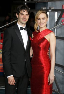 Brie Larson ve Alex Greenwald, Los Angeles premiere ' Kong: kafatası Adası ' Hollywood, ABD El Capitan Tiyatrosunda 8 Mart 2017 düzenlenen.