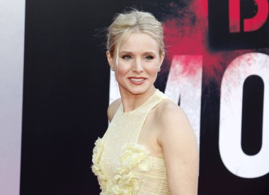 Kristen Bell, 26 Temmuz 2016 'da ABD' nin Westwood kentindeki Mann Village Tiyatrosu 'nda düzenlenen' Kötü Anneler 'in Los Angeles galasında.