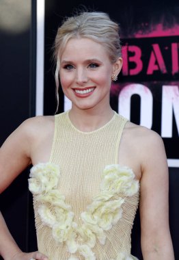 Kristen Bell, 26 Temmuz 2016 'da ABD' nin Westwood kentindeki Mann Village Tiyatrosu 'nda düzenlenen' Kötü Anneler 'in Los Angeles galasında.