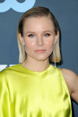 Kristen Bell, 12 Ocak 2020 'de ABD' nin Santa Monica kentindeki Barker Hangarında düzenlenen 25. Yıllık Eleştirmenler Seçimi Ödülleri 'nde.