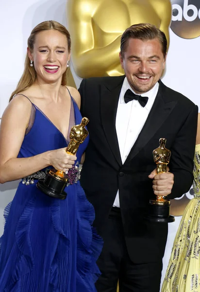 Brie Larson Leonardo Dicaprio 88Th Annual Academy Awards Press Room — Stock Photo, Image