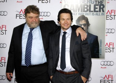 John Goodman ve Mark Wahlberg, 11 Kasım 2014 tarihinde ABD 'nin Los Angeles kentindeki Dolby Tiyatrosu' nda düzenlenen AFI FEST 2014 Gala Prömiyeri 'nde.