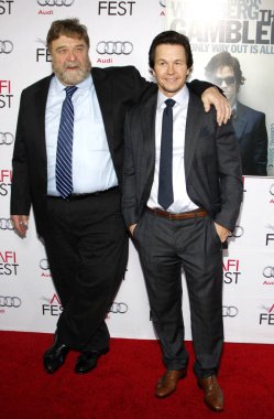 John Goodman ve Mark Wahlberg, 11 Kasım 2014 tarihinde ABD 'nin Los Angeles kentindeki Dolby Tiyatrosu' nda düzenlenen AFI FEST 2014 Gala Prömiyeri 'nde.