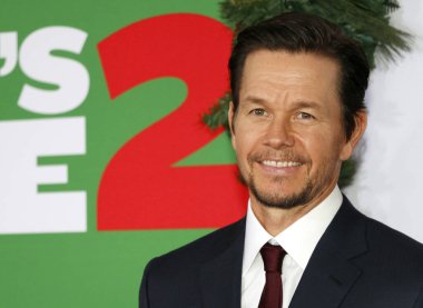 Mark Wahlberg, 5 Kasım 2017 'de ABD' nin Westwood kentindeki Regency Village Theatre 'da düzenlenen' Daddy 's Home 2' nin Los Angeles galasında.