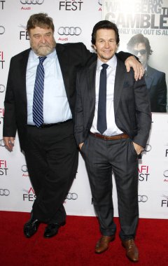 John Goodman ve Mark Wahlberg, 11 Kasım 2014 tarihinde ABD 'nin Los Angeles kentindeki Dolby Tiyatrosu' nda düzenlenen AFI FEST 2014 Gala Prömiyeri 'nde.