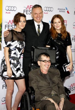 Wash Westmoreland, Julianne Moore ve Kristen Stewart, 12 Kasım 2014 'te ABD' nin Hollywood kentindeki Dolby Tiyatrosu 'nda düzenlenen AFI FEST 2014 Özel Gösterimi' nde.