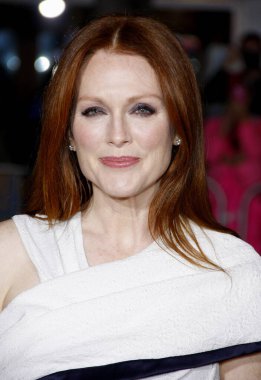 Julianne Moore, 24 Şubat 2014 'te ABD' nin Los Angeles kentindeki Regency Village Theatre 'da düzenlenen 