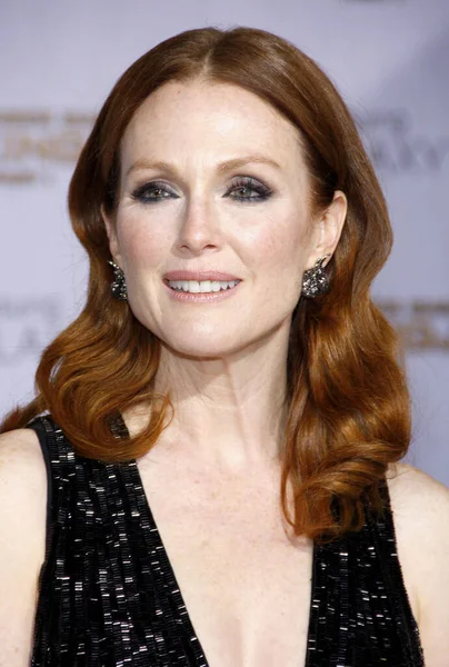 Julianne Moore Los Angeles Premiere Hunger Games Mockingjay Part Held — Stock Photo, Image