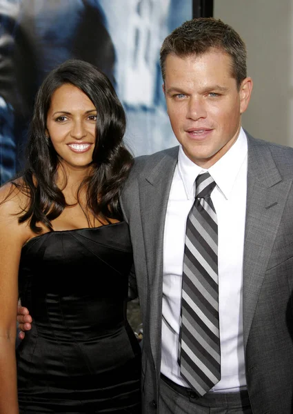 Matt Damon Esposa Luciana Damon Estreno Los Ángeles Bourne Ultimatum — Foto de Stock