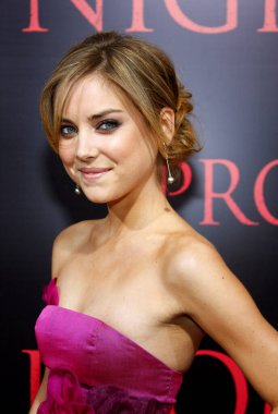 Jessica Stroup, 9 Nisan 2008 'de ABD' nin Hollywood kentindeki ArcLight Tiyatrosu 'nda düzenlenen 