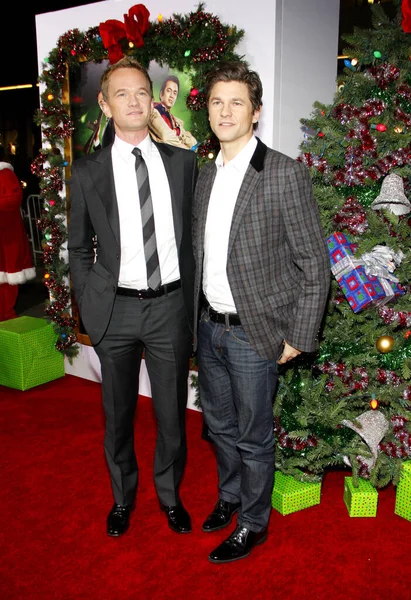 2011年11月2日 アメリカ ハリウッドのグラマン チャイニーズ シアターで開催された Veryハロルド クマール3Dクリスマス のロサンゼルス初演でニール パトリック ハリスとデヴィッド — ストック写真