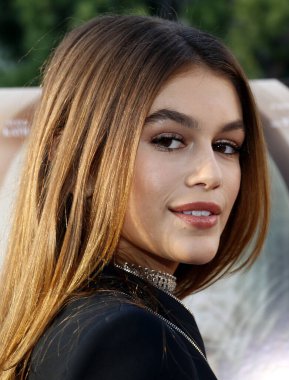 Kaia Gerber 31 Ağustos 2016'da Hollywood, ABD'deki Paramount Stüdyoları'nda düzenlenen 'Sister Cities'in Los Angeles galasında.