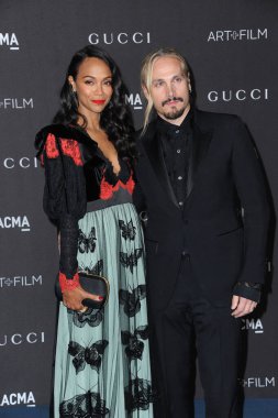 Marco Perego ve Zoe Saldana, Los Angeles, Usa 'daki Lacma' da 2 Kasım 2019 'da düzenlenen 2019 Lacma Sanat + Film Galasında Gucci tarafından sunuldu..