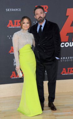 Jennifer Lopez ve Ben Affleck, 27 Mart 2023 'te ABD' nin Westwood kentindeki Regency Village Theatre 'da düzenlenen Amazon Stüdyoları' nın Dünya prömiyerinde.