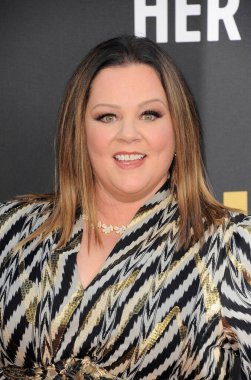 Melissa McCarthy, 13 Mart 2022 'de ABD' nin Los Angeles kentindeki Fairmont Century Plaza 'da düzenlenen 27..