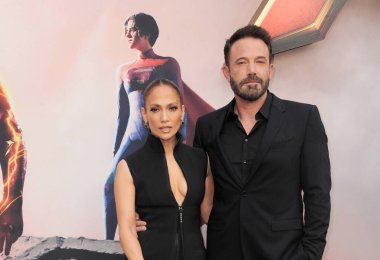 Jennifer Lopez ve Ben Affleck, 12 Haziran 2023 'te Hollywood, ABD' deki Ovation 'da düzenlenen' Flash 'ın Los Angeles galasında