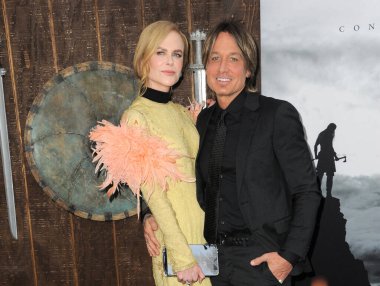 Nicole Kidman ve Keith Urban, 18 Nisan 2022 'de ABD' nin Hollywood kentindeki TCL Çin Tiyatrosu 'nda düzenlenen Los Angeles galasında.
