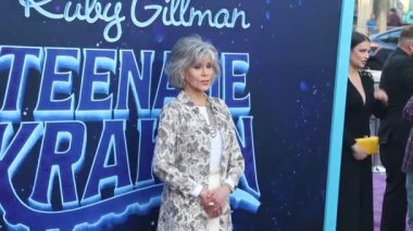 Jane Fonda 'Ruby Gillman, Teenage Kraken' ın Los Angeles galasında 28 Haziran 2023 'te Hollywood' daki TCL Çin Tiyatrosu 'nda gerçekleştirildi..