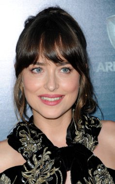 Dakota Johnson, 1 Ağustos 2019 'da ABD' nin Hollywood kentindeki ArcLight Sinemasında düzenlenen 'Fıstık Ezmesi Şahini' nin Los Angeles galasında.